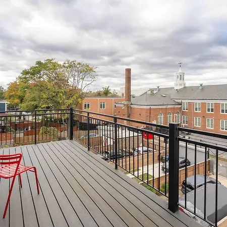 Capitol View 3 Penthouse With Rooftop Washington Exterior photo